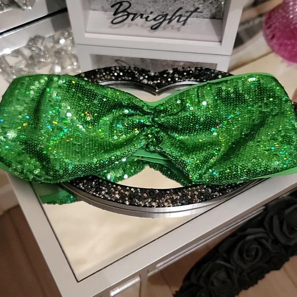 PINK Victoria's Secret Gray Tank Top With Green Sequin Shamrocks. XS. Bralette S - Picture 9 of 16